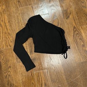 Women’s one shoulder top